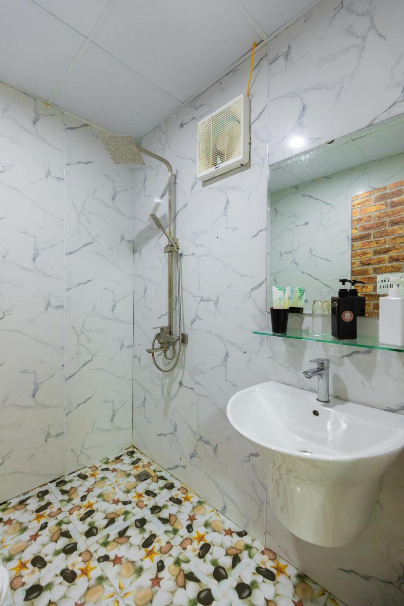 Victor Charlie Hostel Dong Khe Sau Экстерьер фото