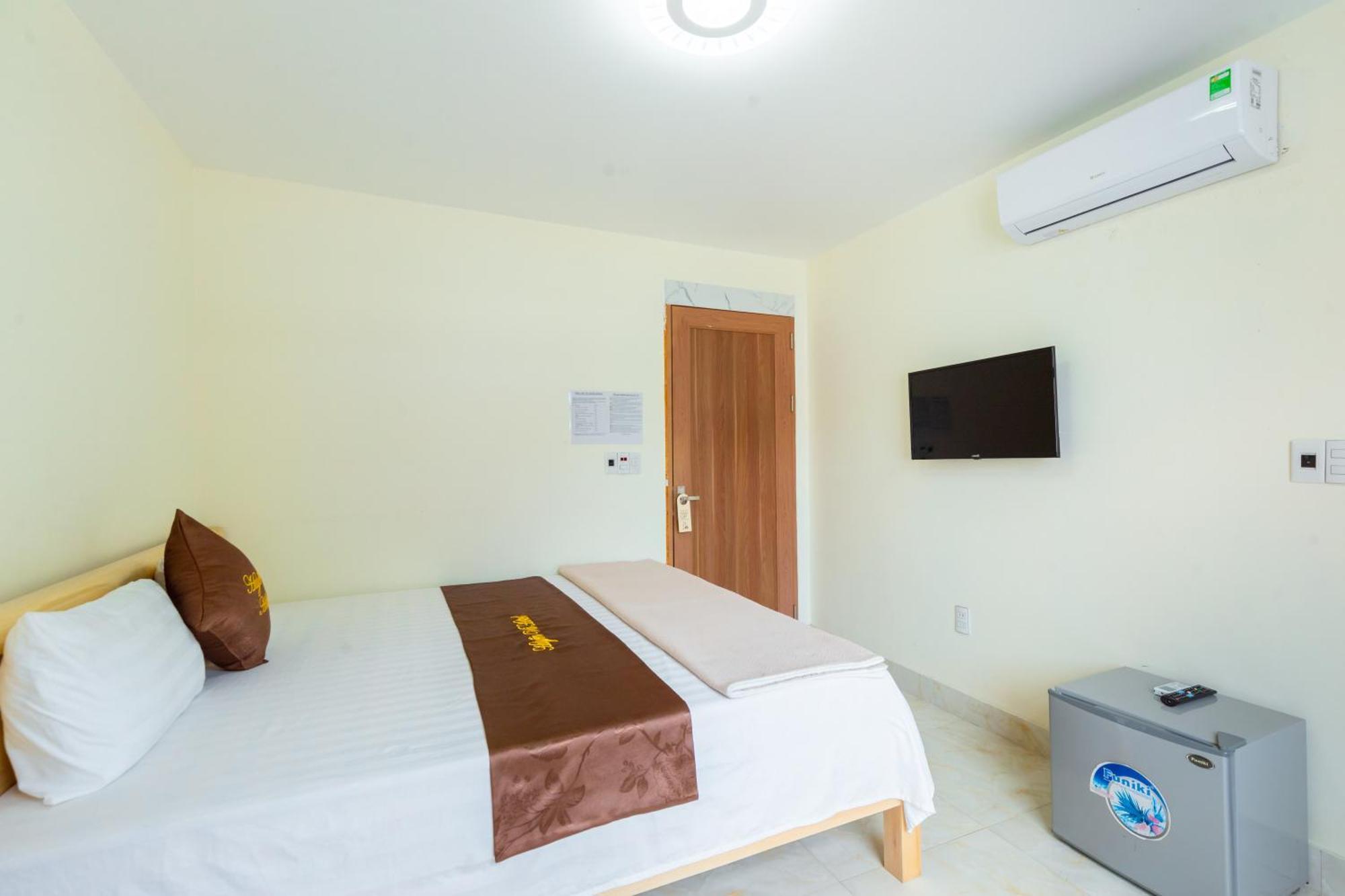 Victor Charlie Hostel Dong Khe Sau Экстерьер фото