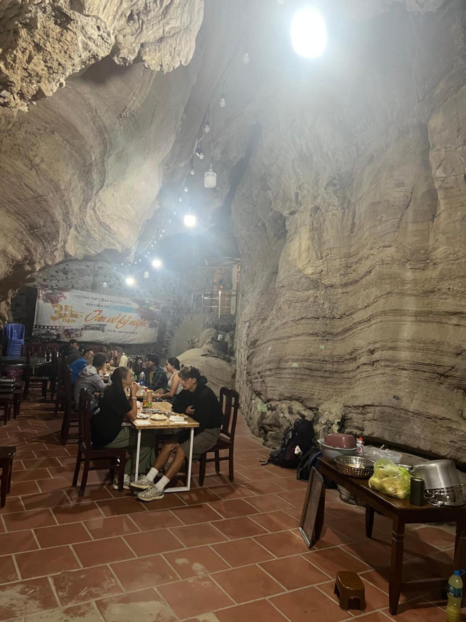 Victor Charlie Hostel Dong Khe Sau Экстерьер фото